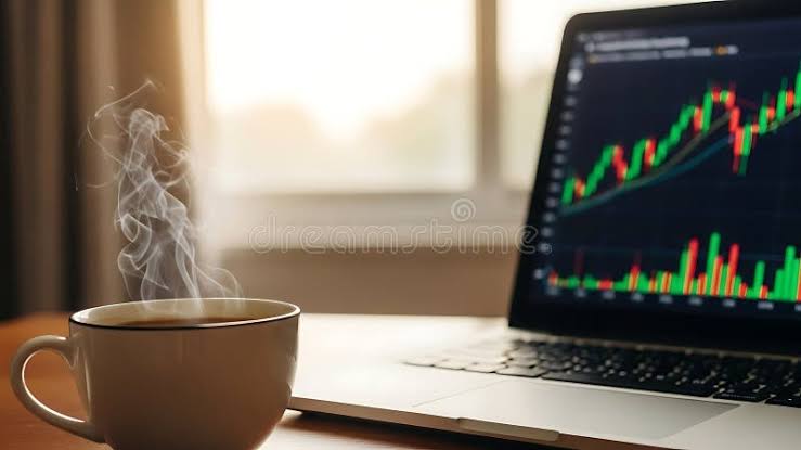 Dear Traders ♥️

Are you hitting the charts this weekend? 📊

Or taking some time off to do something else? 😊