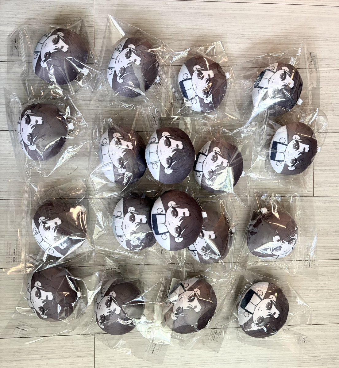 berrymelon_8478's tweet photo. 왓습니다.. 그가..
택배는 오늘 포장용품 사서 포장 후 다음주 금요일 내로 전부 발송하겠습니다!!
하 모찌재질이라 그런지 너무 말랑쫀득한게 취저예요ㅜㅜ 문의도 친절히 답변해주시고 사랑합니다 #바바즈 https://t.co/l1eOW6HC9B