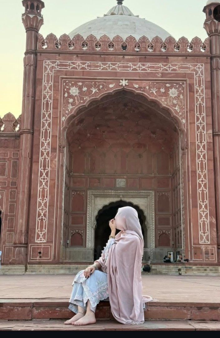 پریشان نہ ہو، اللہ سب سنبھال لے گا 🤍✨ 

Don’t worry, Allah will take care of everything 🤍✨
He listens.. Even your heart beat 💓
#Allah #takecare #foryou #Trending