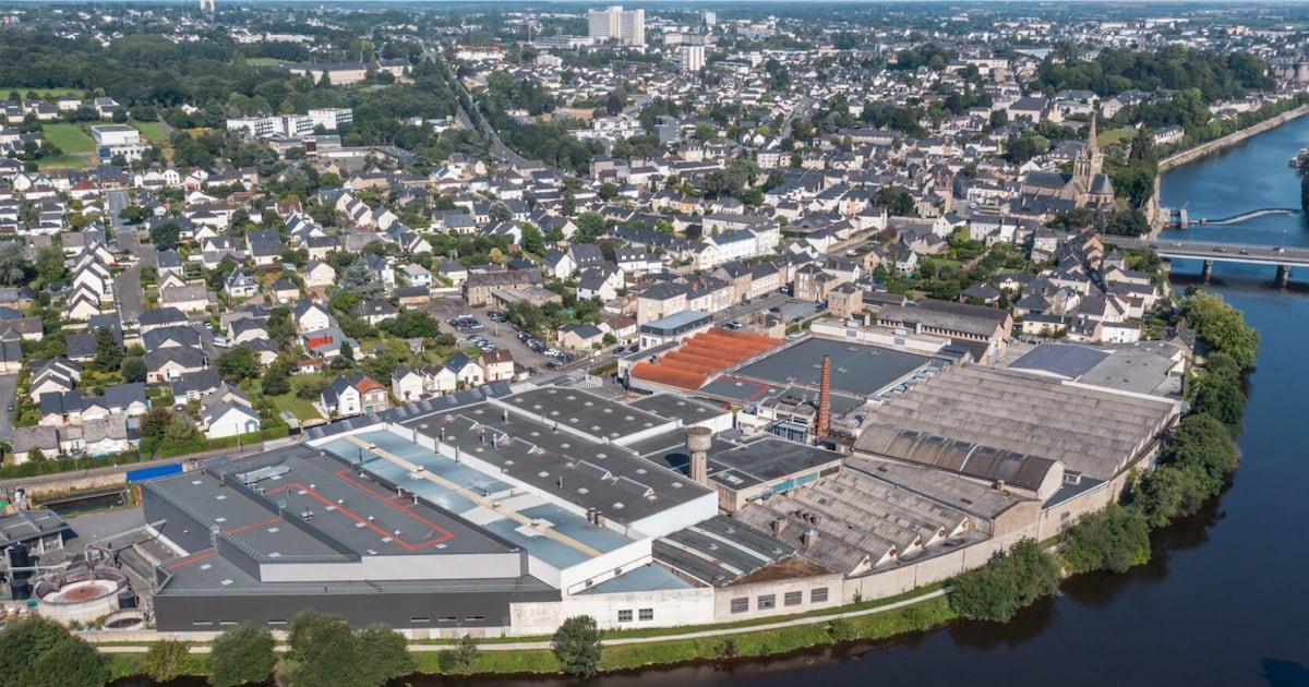 La filière textile française souffre : à Laval, TDV Industries va arrêter en juin sa production de tissu, faute de repreneur dlvr.it/TR4qQm