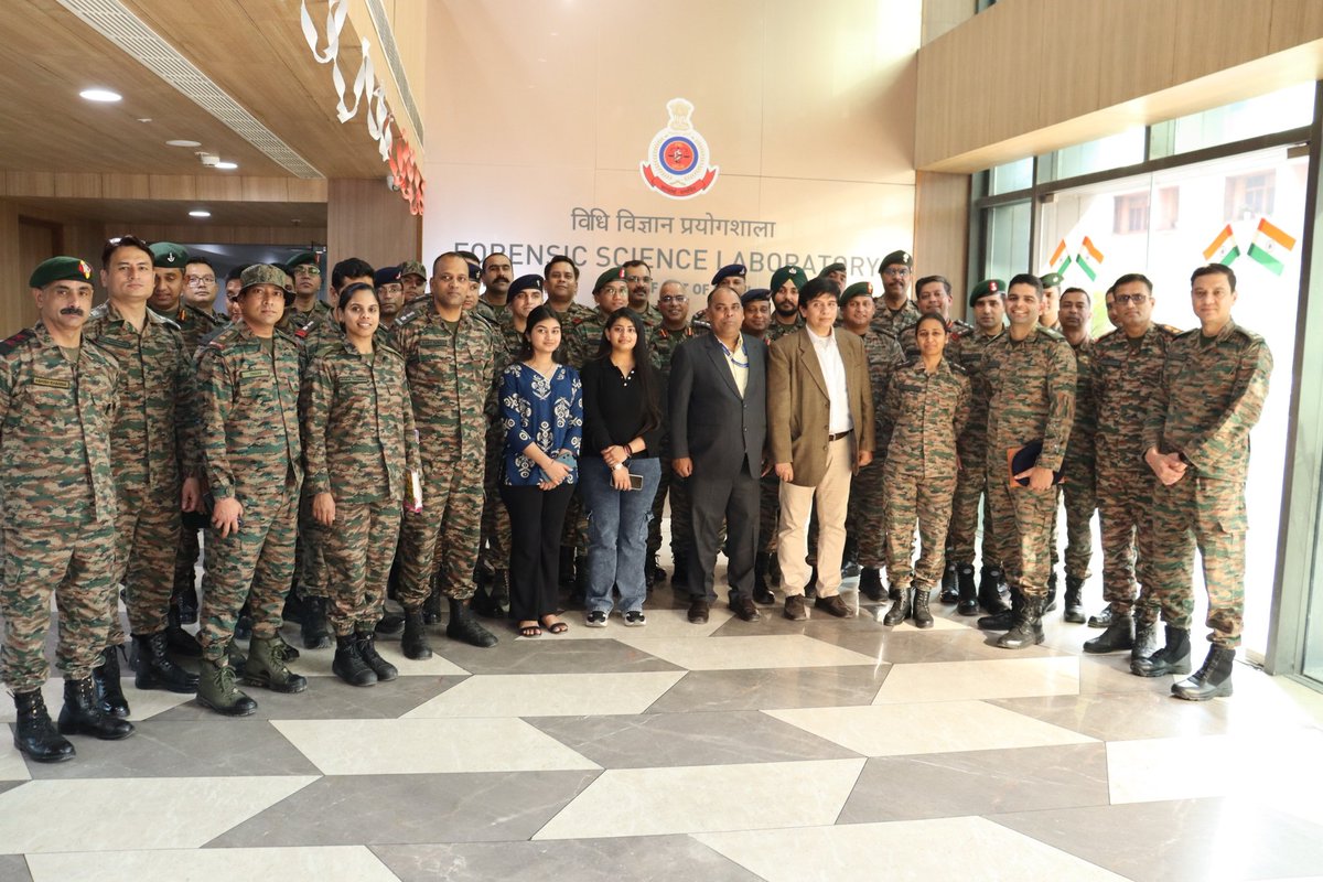 artrac_ia's tweet image. "𝐈𝐧𝐬𝐭𝐢𝐭𝐮𝐭𝐞 𝐨𝐟 𝐌𝐢𝐥𝐢𝐭𝐚𝐫𝐲 𝐋𝐚𝐰”

Officers attending the Middle Level Commanders &amp;amp;  Staff Officers Law Course at #IML, New Delhi, visited the Forensic Science Laboratory #FSLRohini on 20 Feb 2026.

The participants were given a comprehensive tour of the lab
