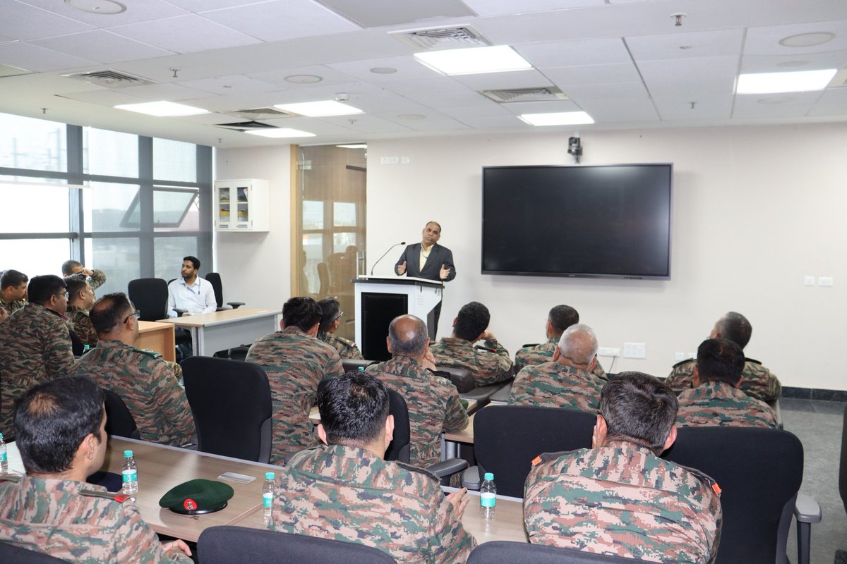 artrac_ia's tweet image. "𝐈𝐧𝐬𝐭𝐢𝐭𝐮𝐭𝐞 𝐨𝐟 𝐌𝐢𝐥𝐢𝐭𝐚𝐫𝐲 𝐋𝐚𝐰”

Officers attending the Middle Level Commanders &amp;amp;  Staff Officers Law Course at #IML, New Delhi, visited the Forensic Science Laboratory #FSLRohini on 20 Feb 2026.

The participants were given a comprehensive tour of the lab