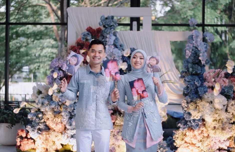 piaajy's tweet photo. Happy Engagement, Leo Indah💐💙

INDAH CANTIK BGT PAKE HIJAB💝🌹 https://t.co/fR2LMEwxiV
