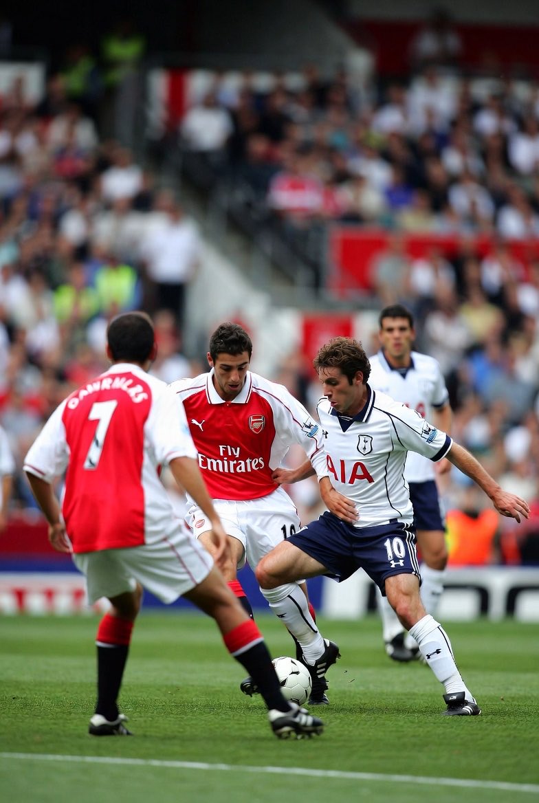 Tottenham vs Arsenal  
5K for the first 3 correct winners, plus 2 random selections. Predict the score and a scorer. #TottenhamHotspur #Arsenal   

To qualify, you must follow, like and retweet.