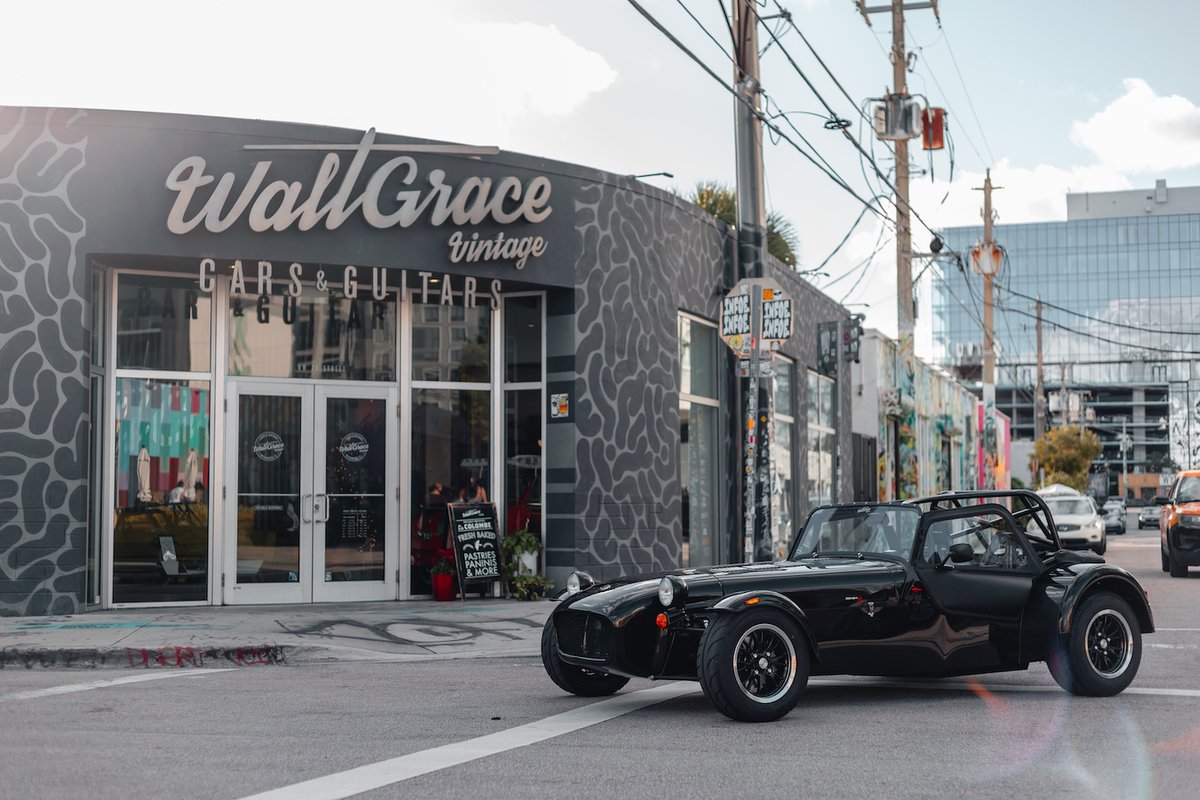luxurylifestyle's tweet photo. Miami, meet Caterham: Walt Grace Vintage becomes the brand’s newest USA dealer https://t.co/h7vQfgTvjc #classiccar #sportscar #performancecar #carenthusiasts https://t.co/34JRmqADoz