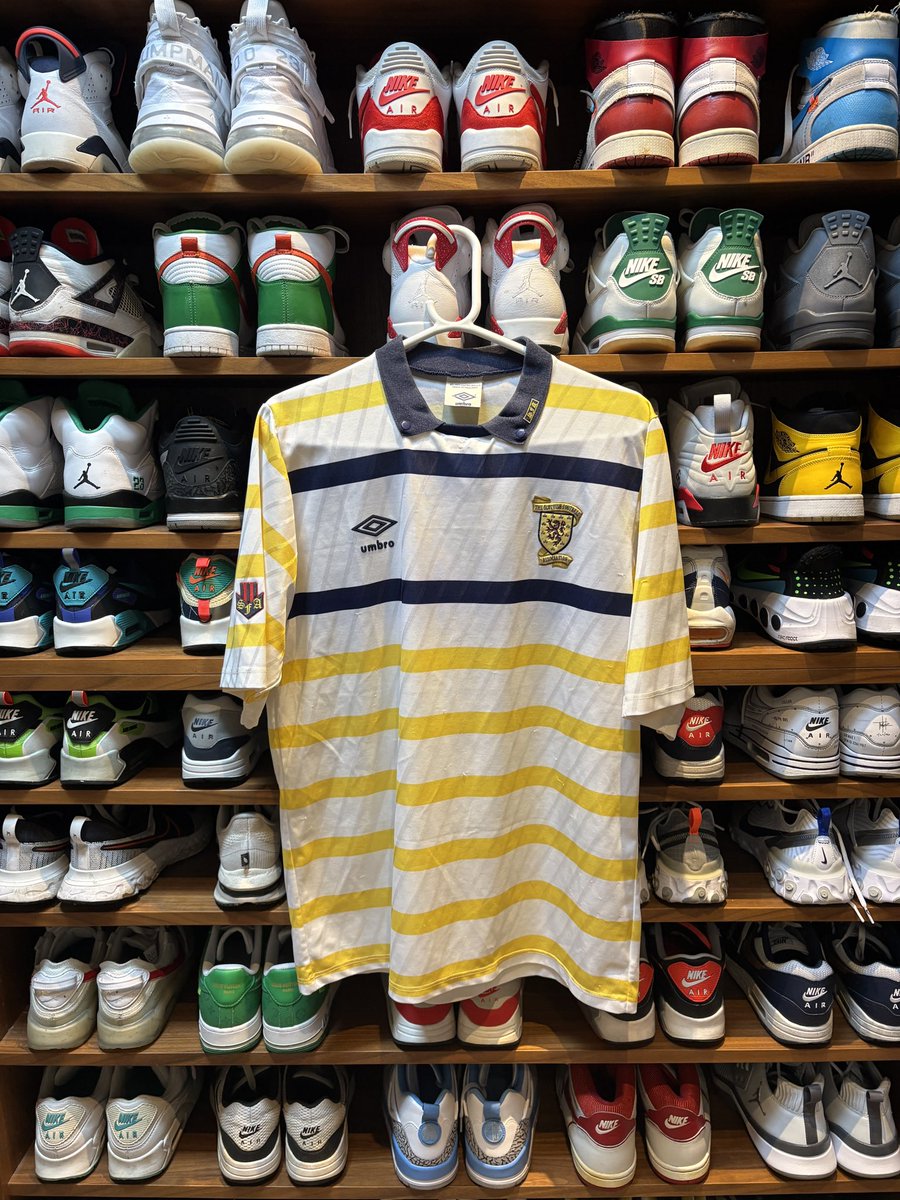 johnnycourtenay's tweet image. Scotland 1990 Away size L 🏴󠁧󠁢󠁳󠁣󠁴󠁿

#TartanArmy #Scotland