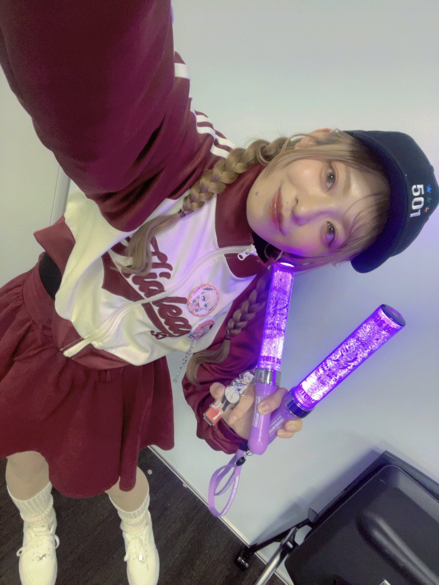 藍本 あみ tweet media