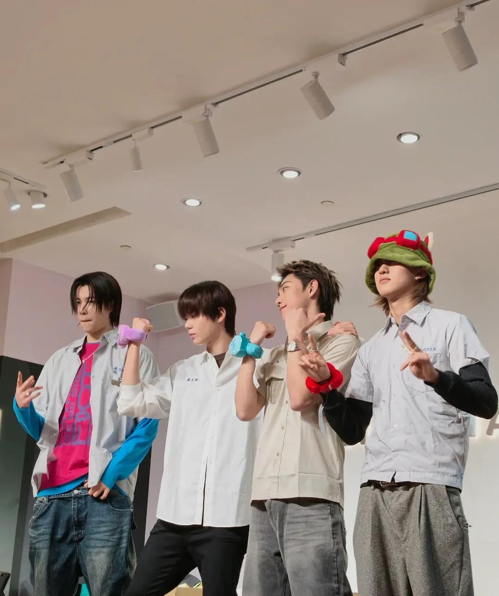 ctrlohyul's tweet image. today’s agenda.