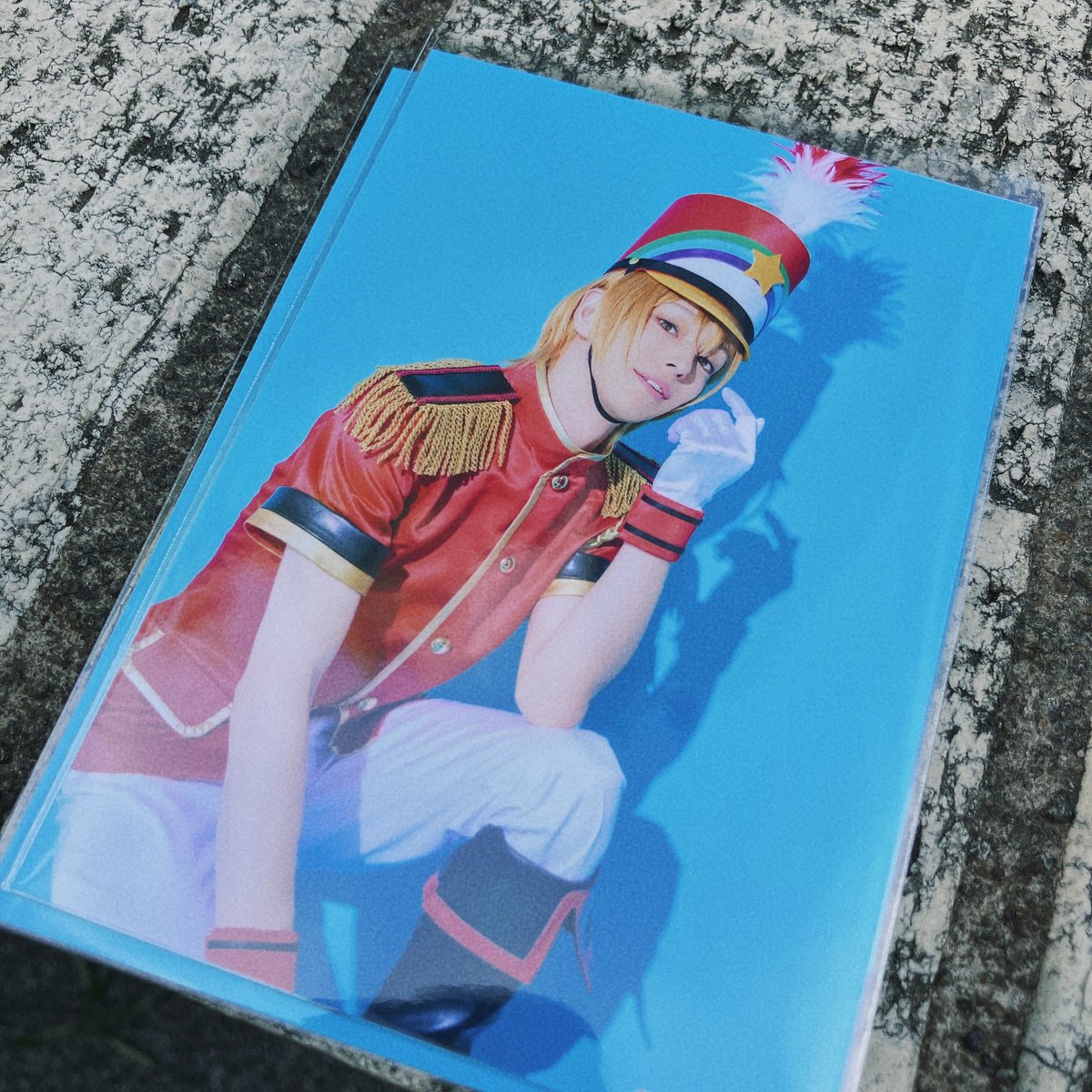 hisa_note's tweet photo. 【交換】舞台KING OF PRISM ブタキン ブタツア ランダムブロマイド

譲)レオ、ミナト、エィス、ユウ(特典)

求)ヒロ　2枚目のもの

本日ソワレ前後会場付近にて手渡し希望です。
検���からもお気軽にお声掛けください。 https://t.co/IdmvUZZ5LK