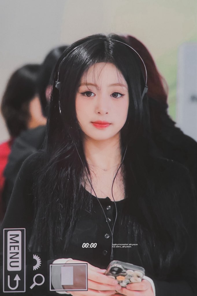 𝟎𝟎:𝟎𝟎 tweet media