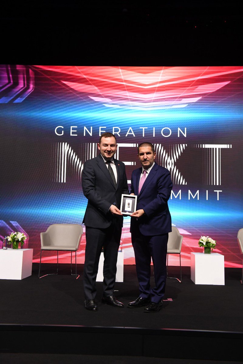 zkucuksabanoglu's tweet photo. .@cerebrum_tech’in 5. yılında düzenlenen Generation Next Summit’teydik.

Panelde; yapay zekâ politikalarını ele aldık.

Başarılı organizasyon için kendisini tanımaktan büyük bir mutluluk duyduğum, çok değerli @ErdemErkul ve tüm ekibini kutluyoruz. Yolları unicorn olsun. 🦄 https://t.co/9XfoDDKNjy
