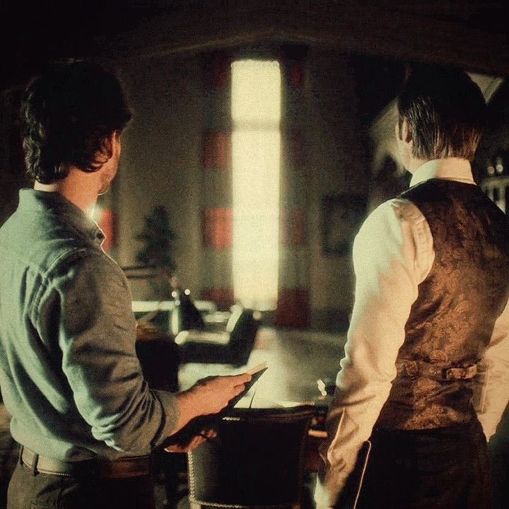 tiny waist city over here