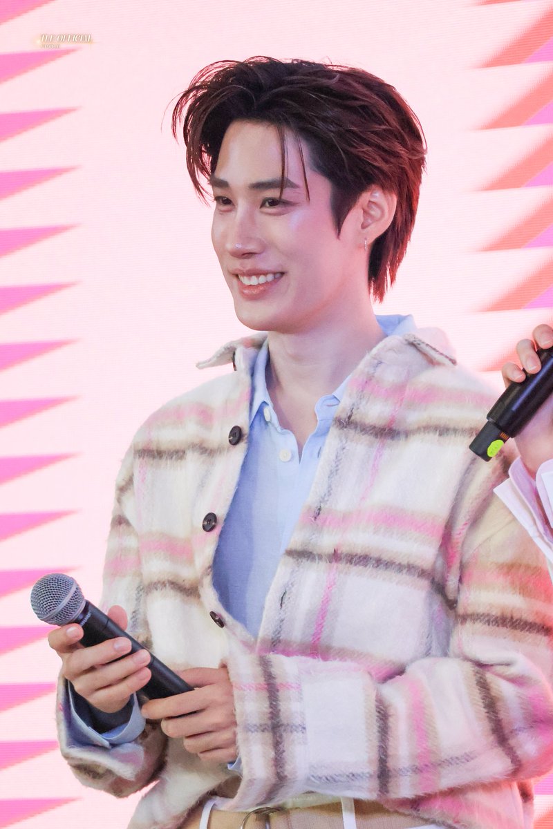 21.02.2026 :  คุณชายยิ้มหวานนน 😄

TLEFIRSTONE BENICE BIGC
#BeNicexTleFirstone

♬ ♡ #Tle_mtm #TleFirstone 🐶♬