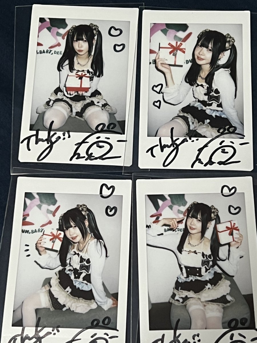 バレンタインチェキ届いてた💘 めっちゃかわいい🫶🏻ニーハイも最高