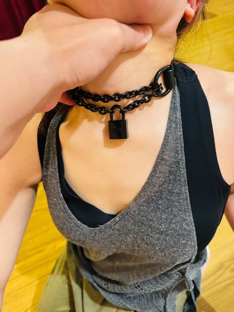 配角革物 tweet media