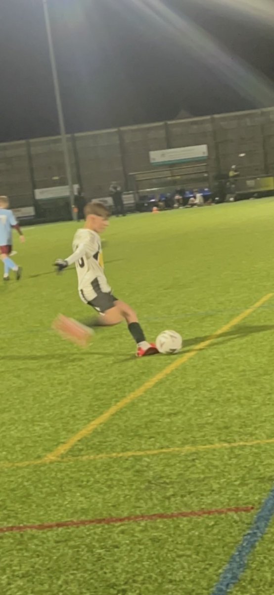 RCroudson tweet media