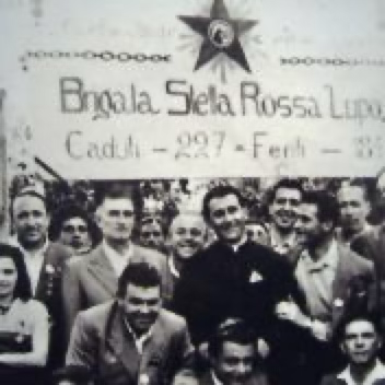 ANPIRomaPosti's tweet photo. Il #26febbraio 1926 presso #Ripoli (#FI) alcuni fascisti spararono a #NinoJanelli.Lo mancarono ma uccisero la madre.Qualche mese dopo Nino fu nuovamente aggredito ma questa volta ebbe la meglio ed uccise un fascista.Condannato a 5 anni, dopo l'#Armistizio fu nella #Resistenza. https://t.co/evzdyUBgIv