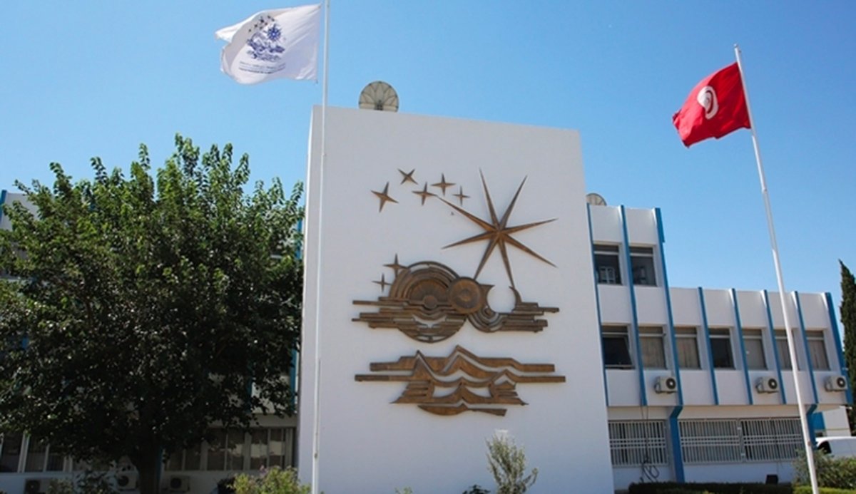 LaPresseTunisie's tweet image. #Tunisie | L’INM précise son rôle : l'institut fournit les données, mais n’est pas l’autorité légale pour le déclenchement des alertes publiques. ⛈️⚠️
👉 lapresse.tn/Lapressetn/u9xv #MétéoTN #INM #Vigilance #Gouvernance