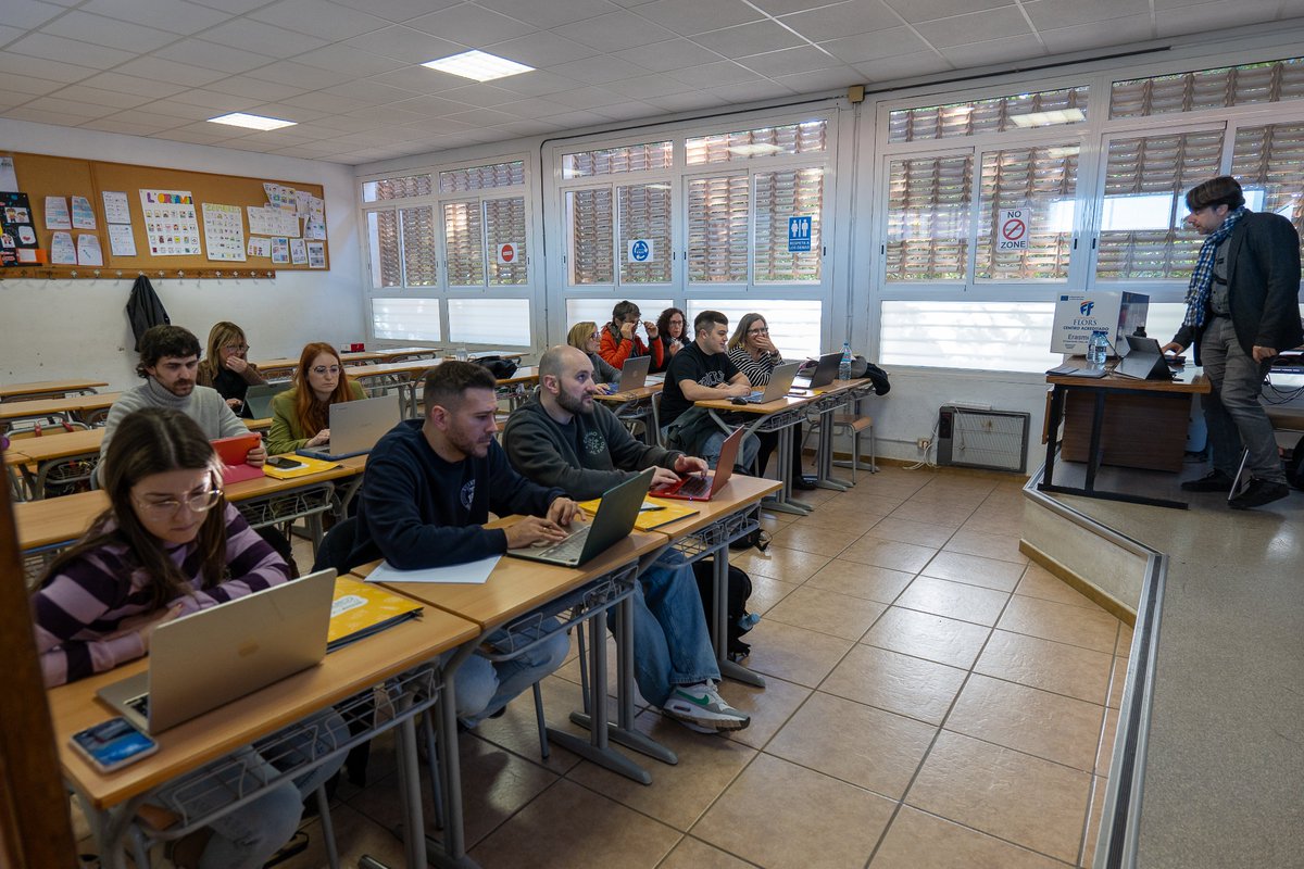 Fundación Flors tweet media