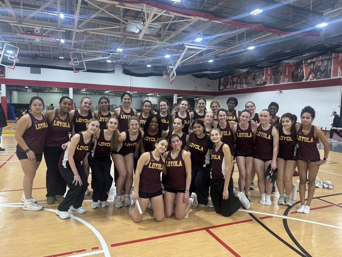 Loyola Girls' XCTF tweet media