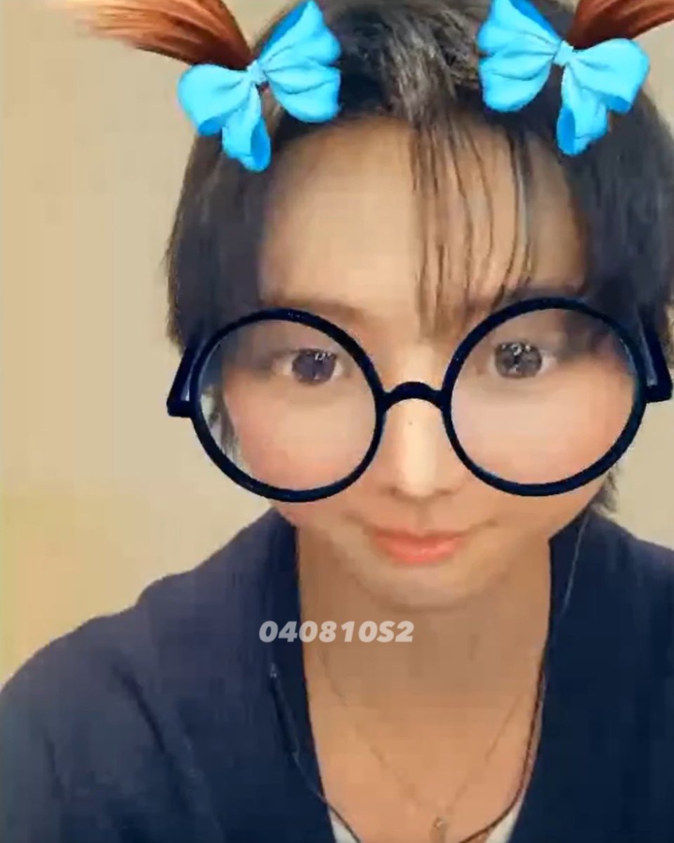 그리고 초딩탯 지나간 자리에 남겨진 또다른 초딩 .. 하 ㅋ

#명재현