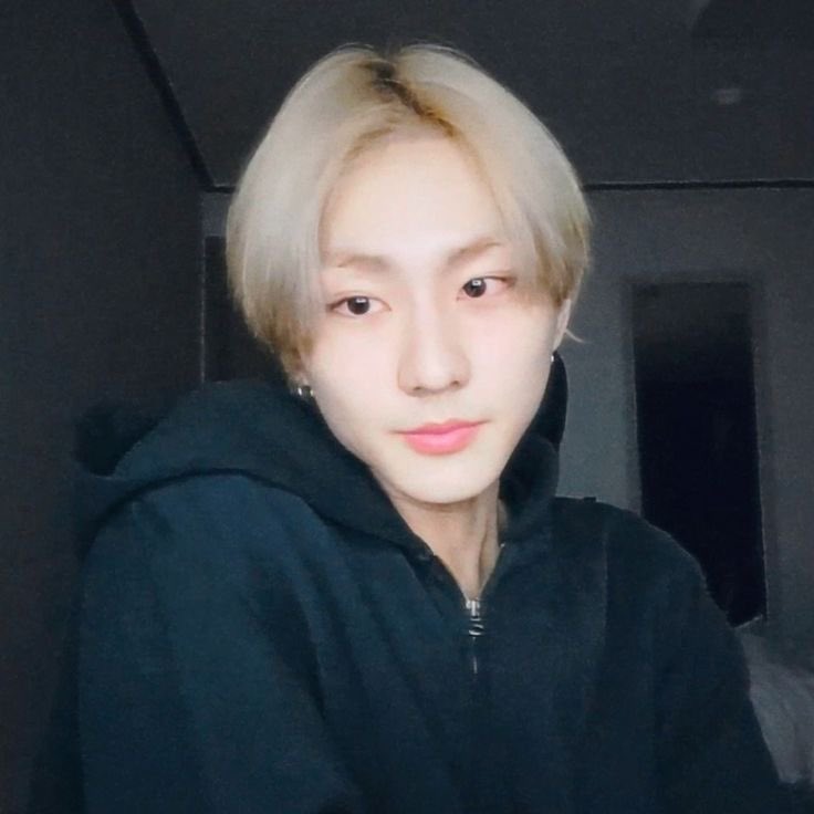 wonfolders's tweet image. this jungwon live was the peak of his babygirlism to be honest