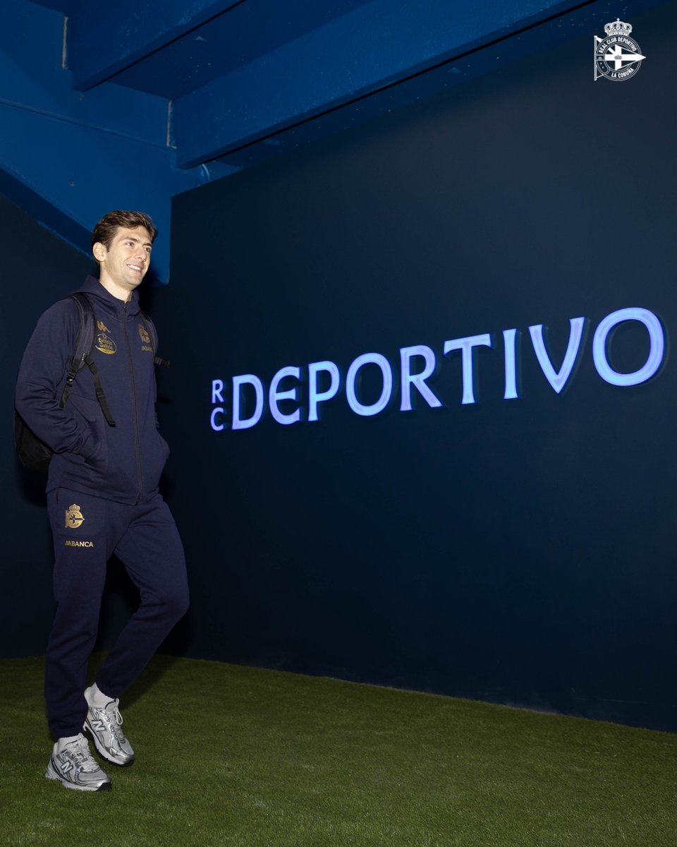 RCDeportivo's tweet image. ✔️ #OsNosos xa chegaron a #ABANCARIAZOR!

#DéporEibar #LaLigaHypermotion