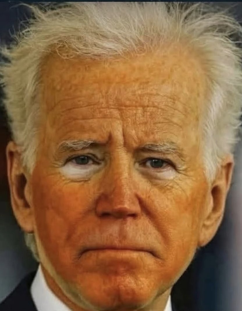 IMAGINE IF PRESIDENT BIDEN WALKED AROUND LOOKING LIKE THIS 🤷 IMAGINE WHAT REPUBLICANS AND THE MEDIA WOULD HAVE SAID 🤷