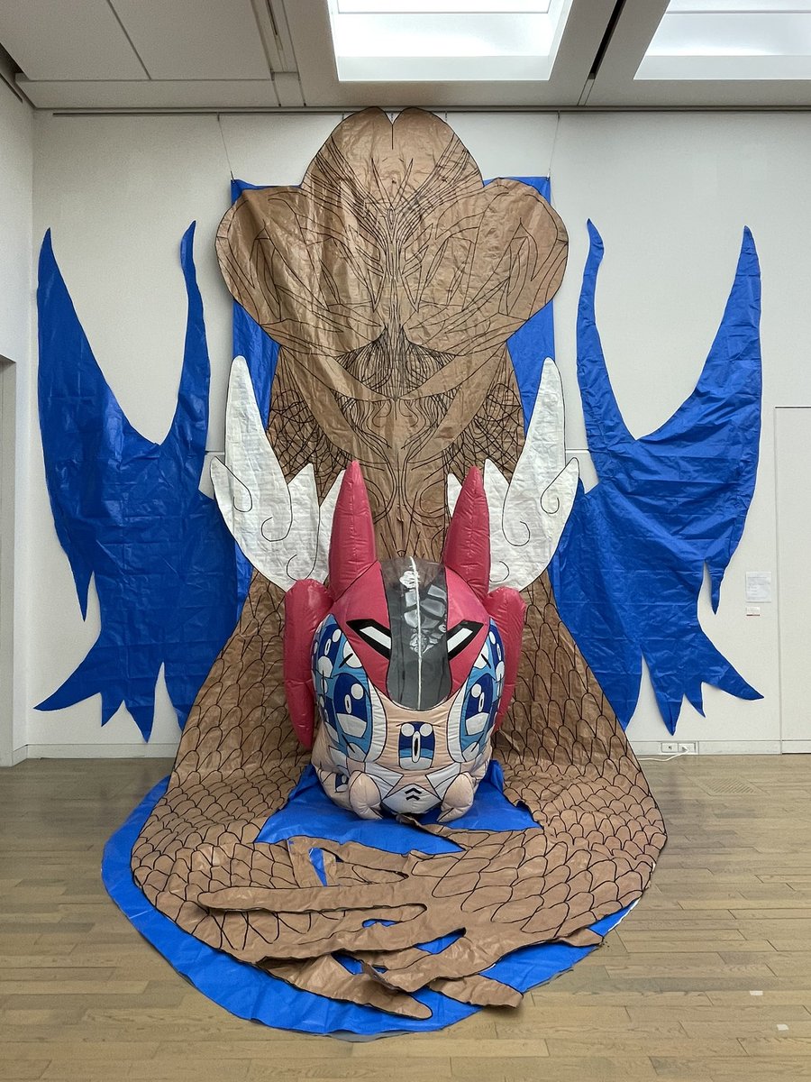 「2025年度 第49回 東京五美術大学連合卒業・修了制作展」@ 国立新美術館

多摩美術大学
濱渦七海さん「海」
友岡優さん「私の暴君」
もりさこりささん「夜を着こなす」
OIRAさん「DX・Z・D・3=D（デラックス・ゼット・ドラゴン・スリー=デストロイヤー）」