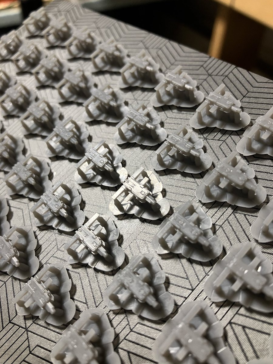 諸事情で滞っていましたが、そろそろネット上で販売しようと 1/150