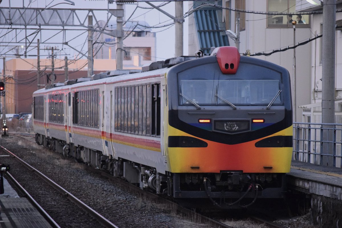 わらびー tweet media