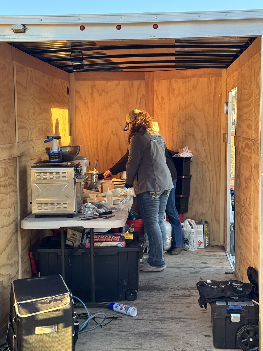 Rocking the culinary skills early this am ⁦<a href="/hsbbqinc/">High School BBQ Inc</a>⁩ Baird Regional! These ⁦<a href="/wghs_culinary/">Walnut Grove HS Culinary Arts</a>⁩/⁦<a href="/BbqProsper/">WGHSBBQ</a>⁩ students are dedicated to their craft. ⁦<a href="/ProsperISD/">Prosper ISD</a>⁩ ⁦<a href="/prosperCTE/">Prosper CTE</a>⁩ ⁦<a href="/Chip_Peeples/">Chip Peeples</a>⁩ ⁦<a href="/WalnutGroveHS/">Walnut Grove High School</a>⁩ ⁦#thestandard