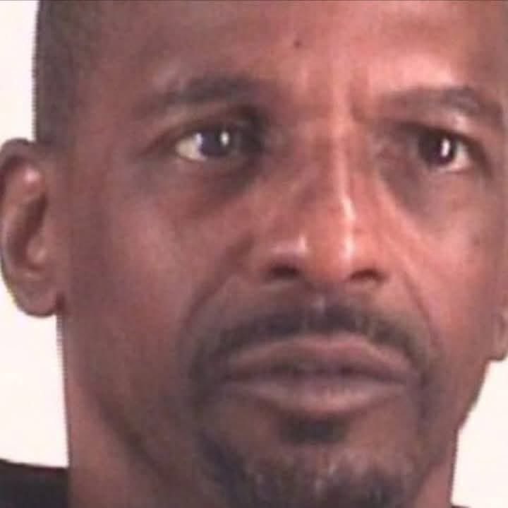 The Cash Crusaders staff will look you straight in your eyes and say your PS5 is R1800 😭