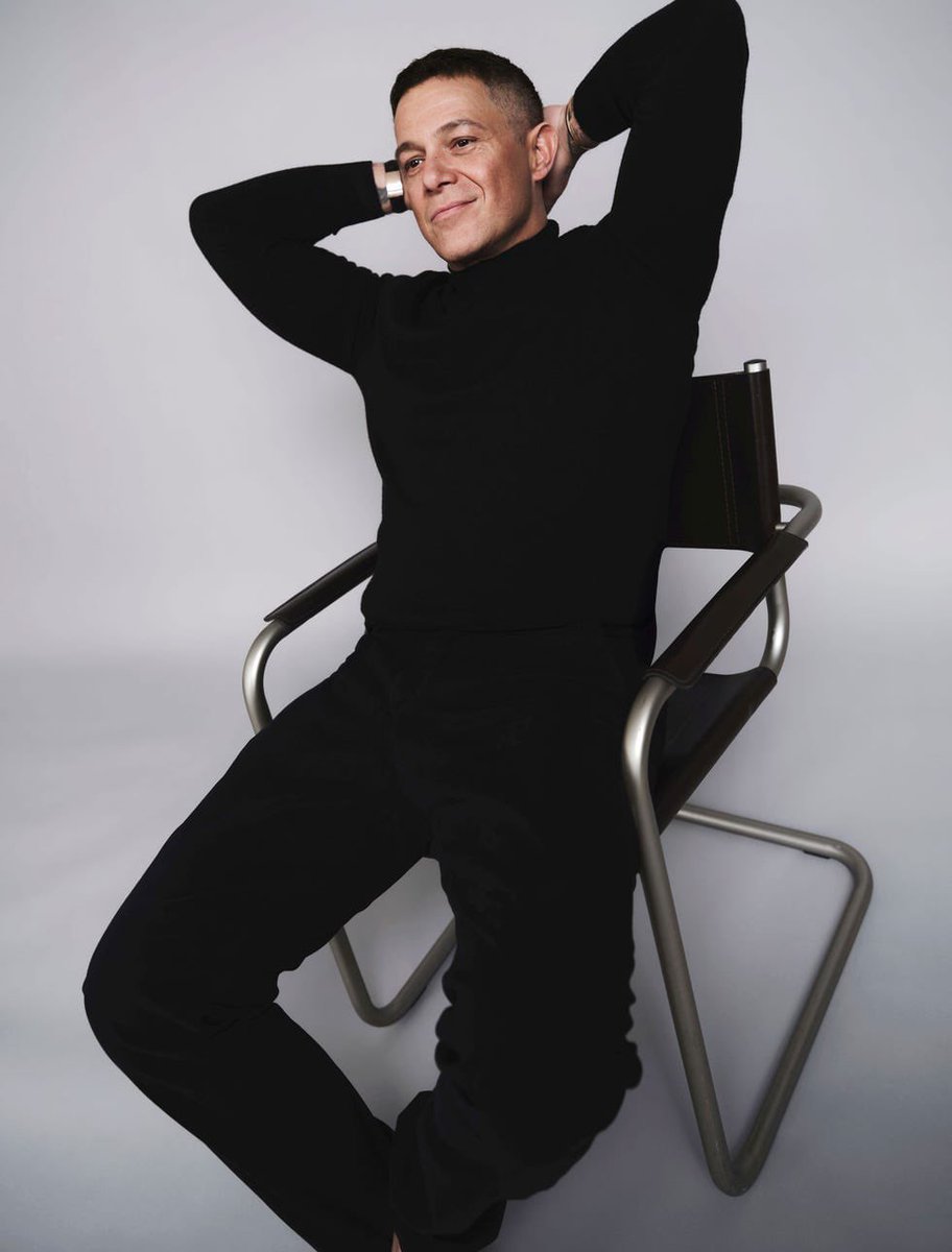 "Hubo una época en la que la fama fue molesta y dura, afectaba a mi salud"

<a href="/AlejandroSanz/">Alejandro Sanz</a> en entrevista para <a href="/elle_es/">ELLE España</a> 
🗞️🔗 elle.com/es/living/ocio…