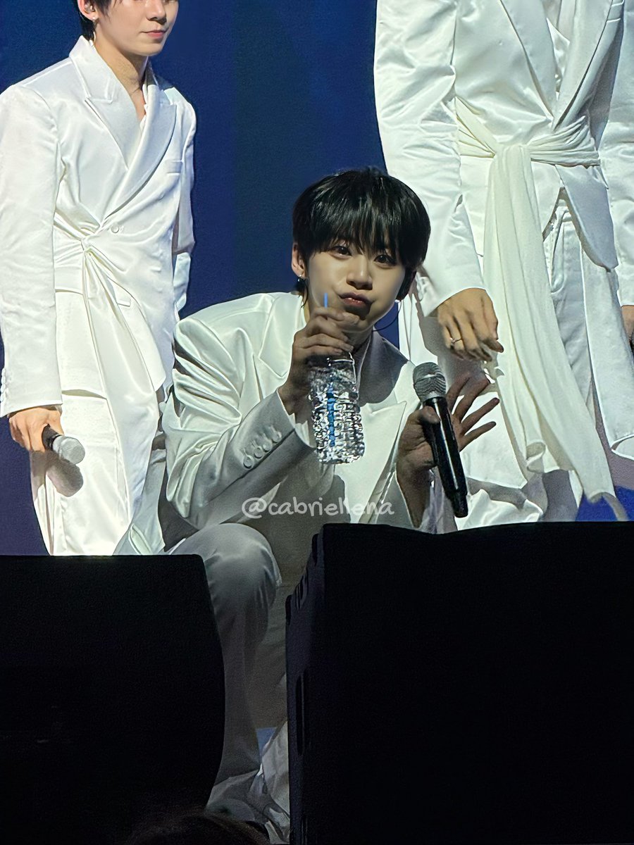 260215

너무 귀엽다 🥹🤭

#AHOF #아홉 #JEONGWOO #서정우 #AHOFforLOVEinCEBU #AHOFinCEBU #AHOFforLOVE #AHOFFanmeet2026 <a href="/AHOF_official/">AHOF</a>