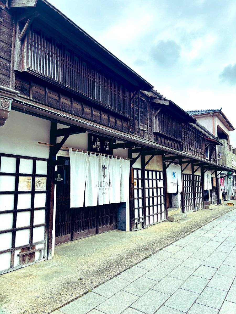 landscapevoid's tweet image. 