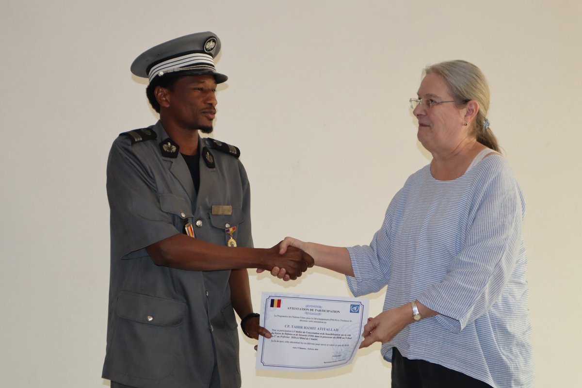 FrancisUNDP's tweet photo. 2 years+ of work by the #DDR Commission is paying dividends.  #DDR in Tchad made measured and important gains last week with a 3-day sensitization workshop with the 🇹🇩 Defense &amp; Security Forces on their role and responsibilities.  🙏🇨🇭🇺🇳 &amp; partners. https://t.co/vGVolWWyvx
