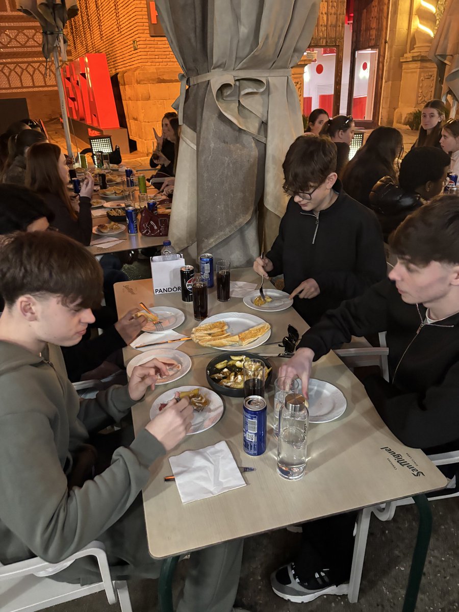 MFL DEPT OLCHS tweet media