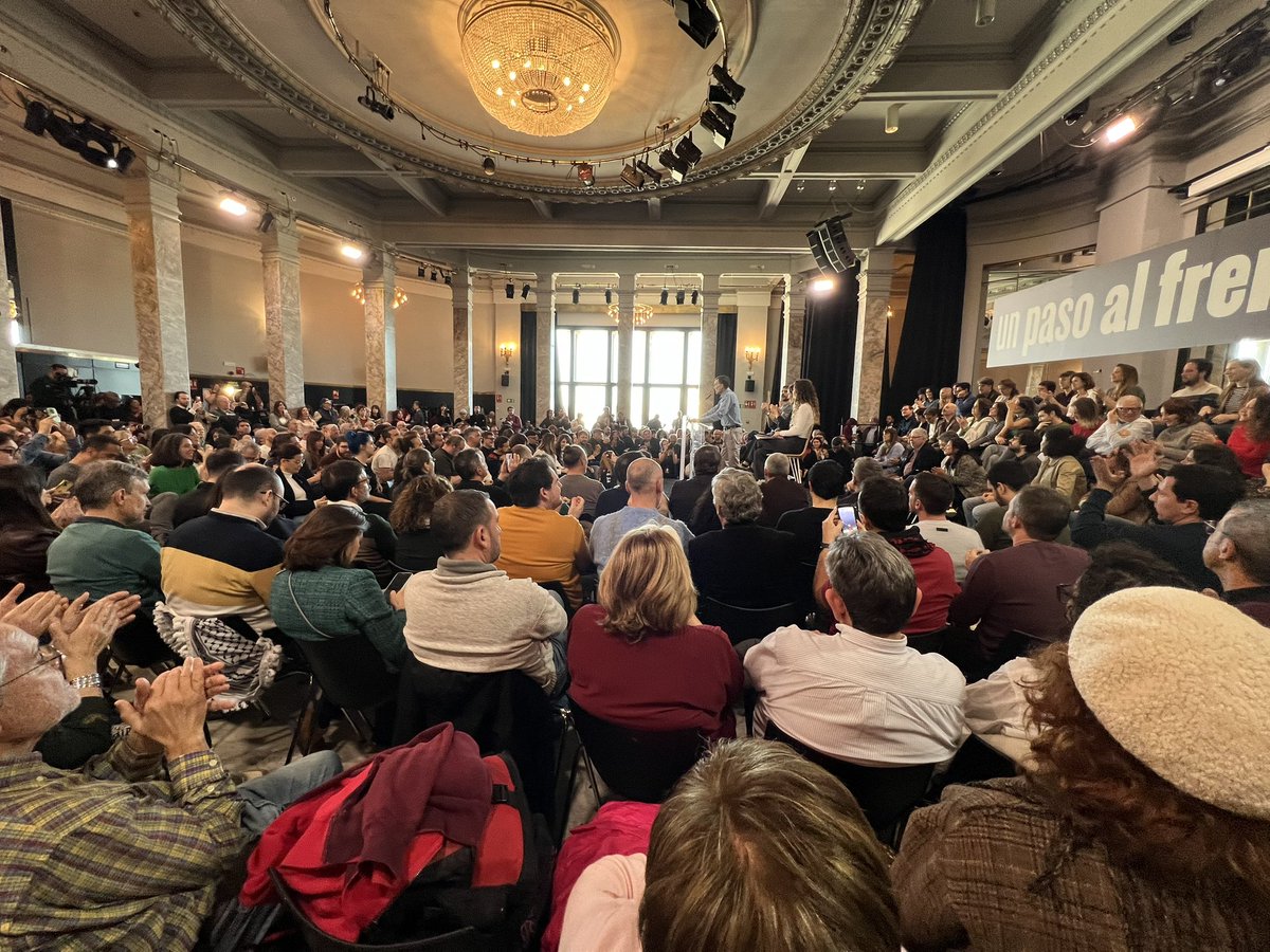 Entre el acto del otro día de Emilio y Rufián y el paso al frente del resto de formaciones confederales de hoy, veo que cabe lugar al optimismo. Hay movilización y la gente no se resigna.