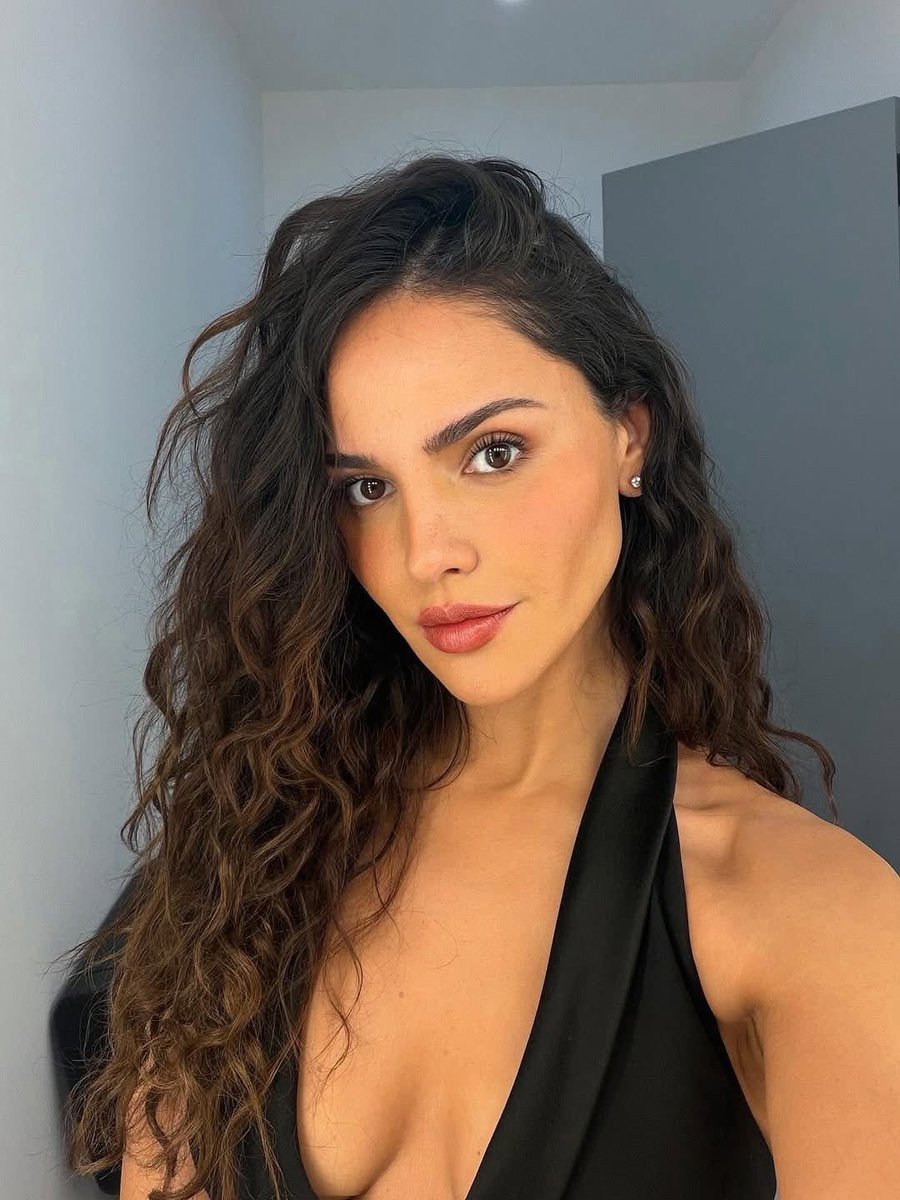 - Y recuerden amiguitos en México no hay mujeres feas, sólo pobres.