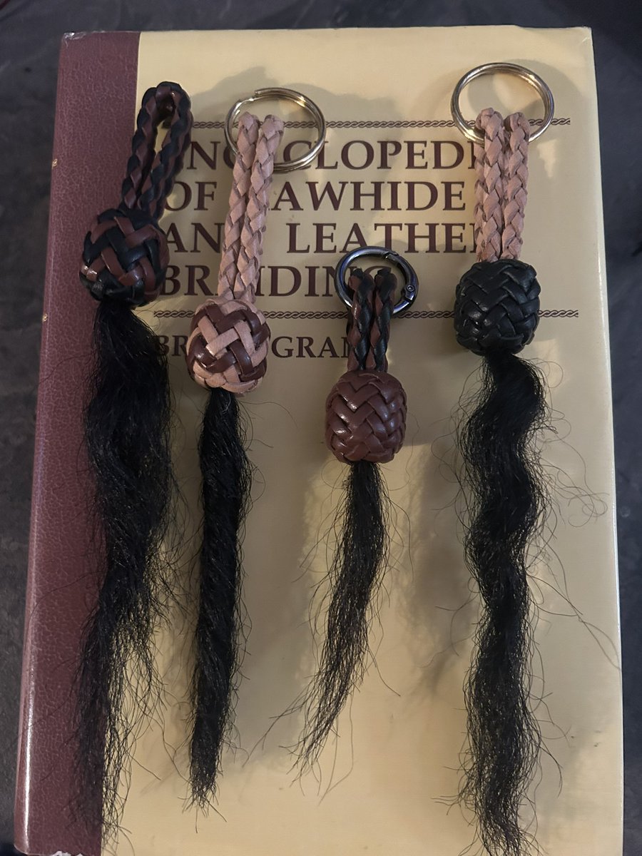 It’s chilly outside. 😮 It’s a good day to stay inside and sort through some Buffalo hair for Keychains. 😊