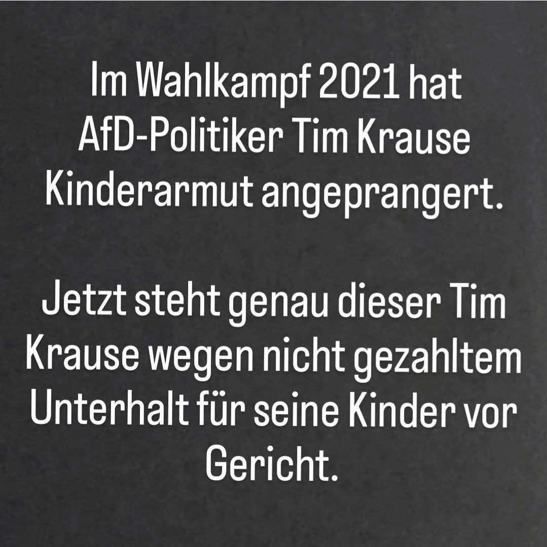 ▶️ Unterhalt für seine Kinder nicht gezahlt: 
▶️ Tim Krause (AfD) in Potsdam verurteilt

▶️ Zu Beginn der Verhandlung am Freitag hatte er noch versucht, das Verfahren zu verzögern.