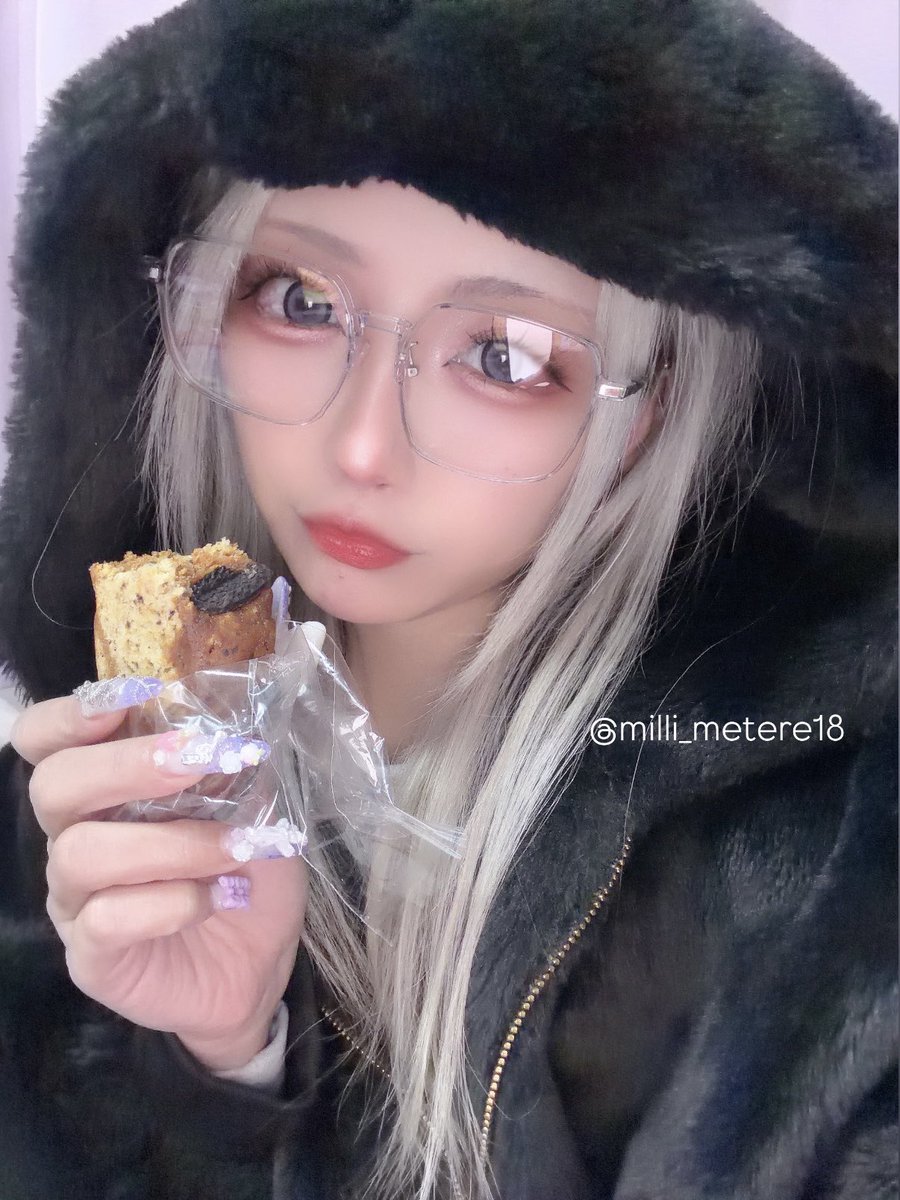 21:00～ももかちゃんと新宿DawnEmpress💜
ももかちゃんのパウンドケーキ美味すぎた
胃袋掴まれるのも時間の問題です🤤💜