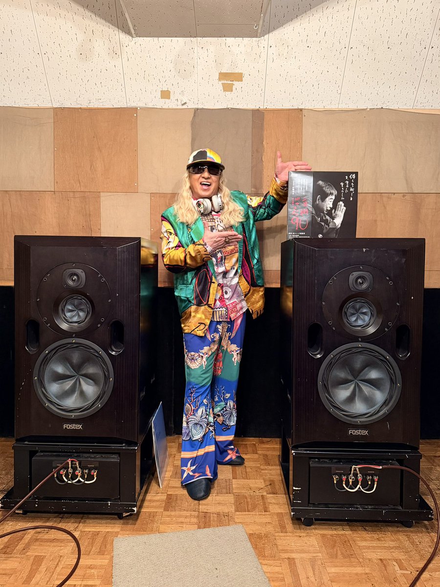 D J K O O tweet media