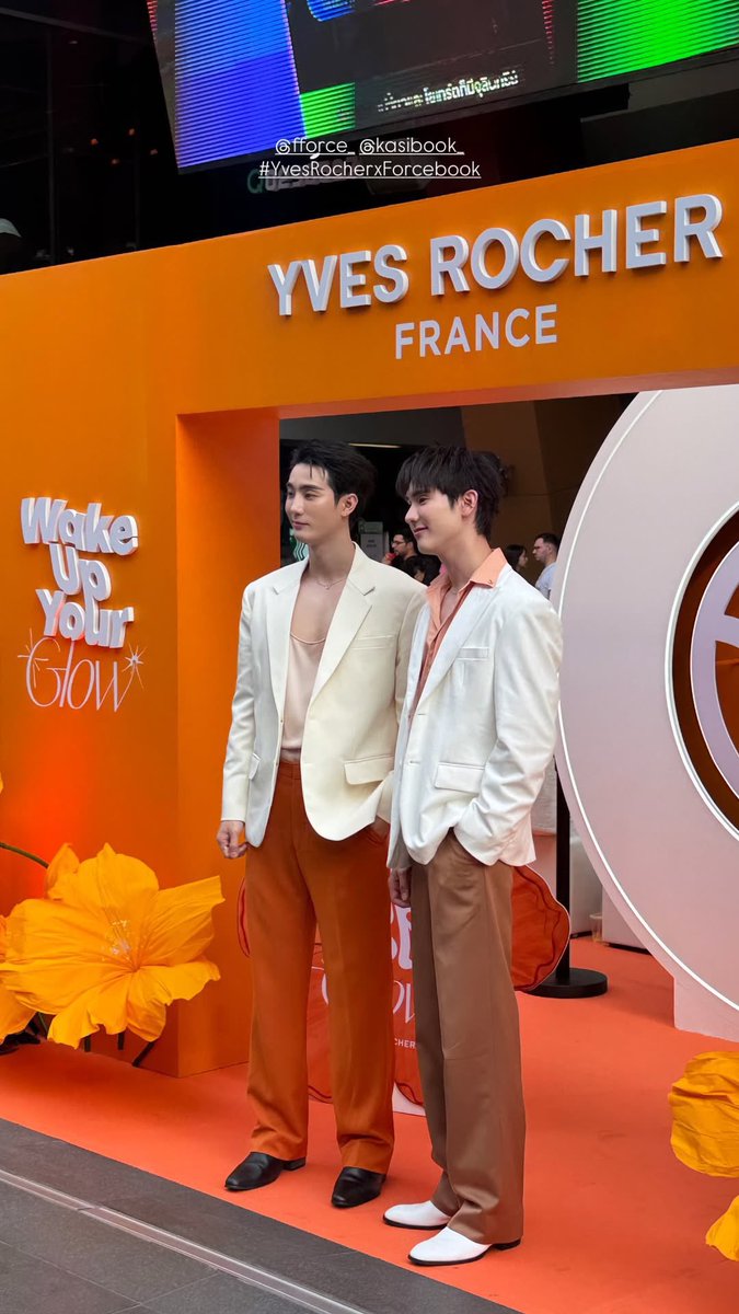 YVES ROCHER FRANCE 🧡

IGs : boat_trs
FORCEBOOK WITH YVESROCHER
#YvesRocherxForcebook
#fforce_ x #kasibook
#forcebook x #ฟอสบุ๊ค