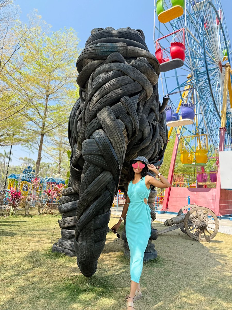 FitGirlCodes's tweet image. Out of office but still in team spirit ✨

From stand-ups to show-ups — today we clocked in for vibes only.
Deadlines paused, memories loading.

Corporate girlie, but make it team outing edition.

#OutOfOffice #TeamOuting #CorporateLife #WorkFam #OfficeDiaries #WeekendVibes