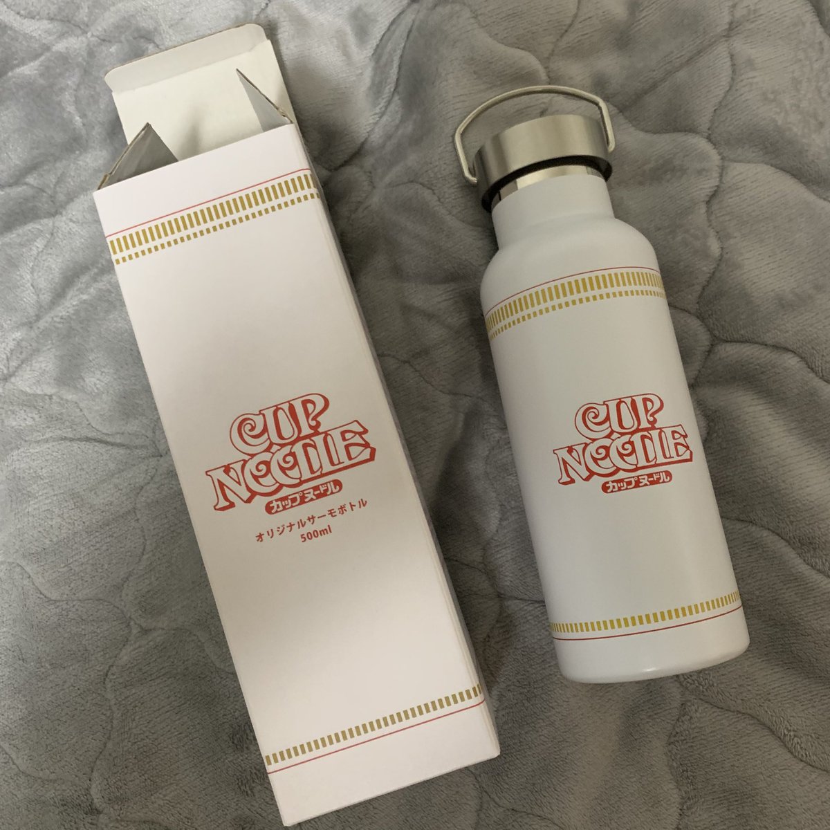 ヤマトで荷物が届いたから何じゃろうと思ったら、日清の #ここが私の