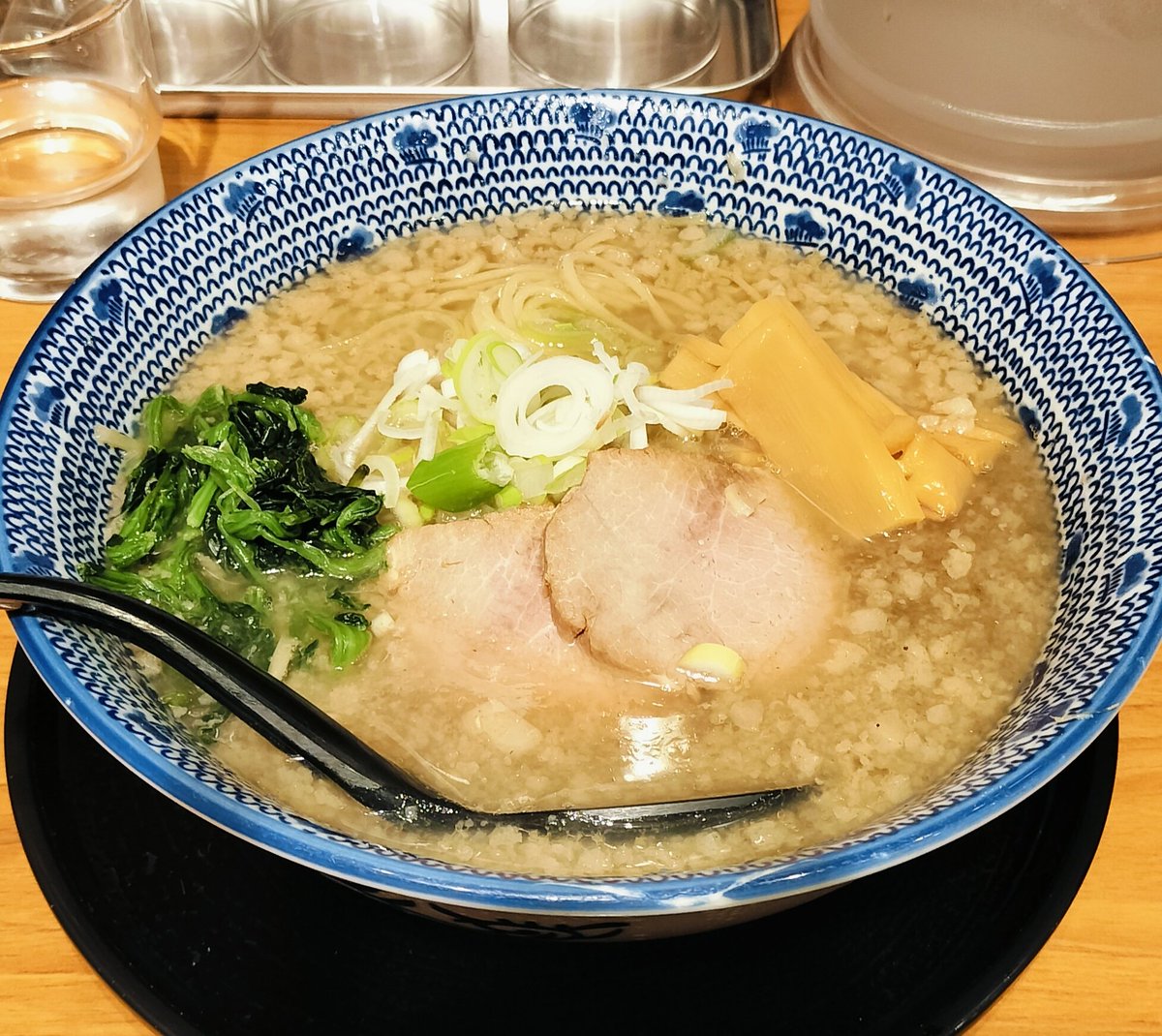 ワタナベ tweet media