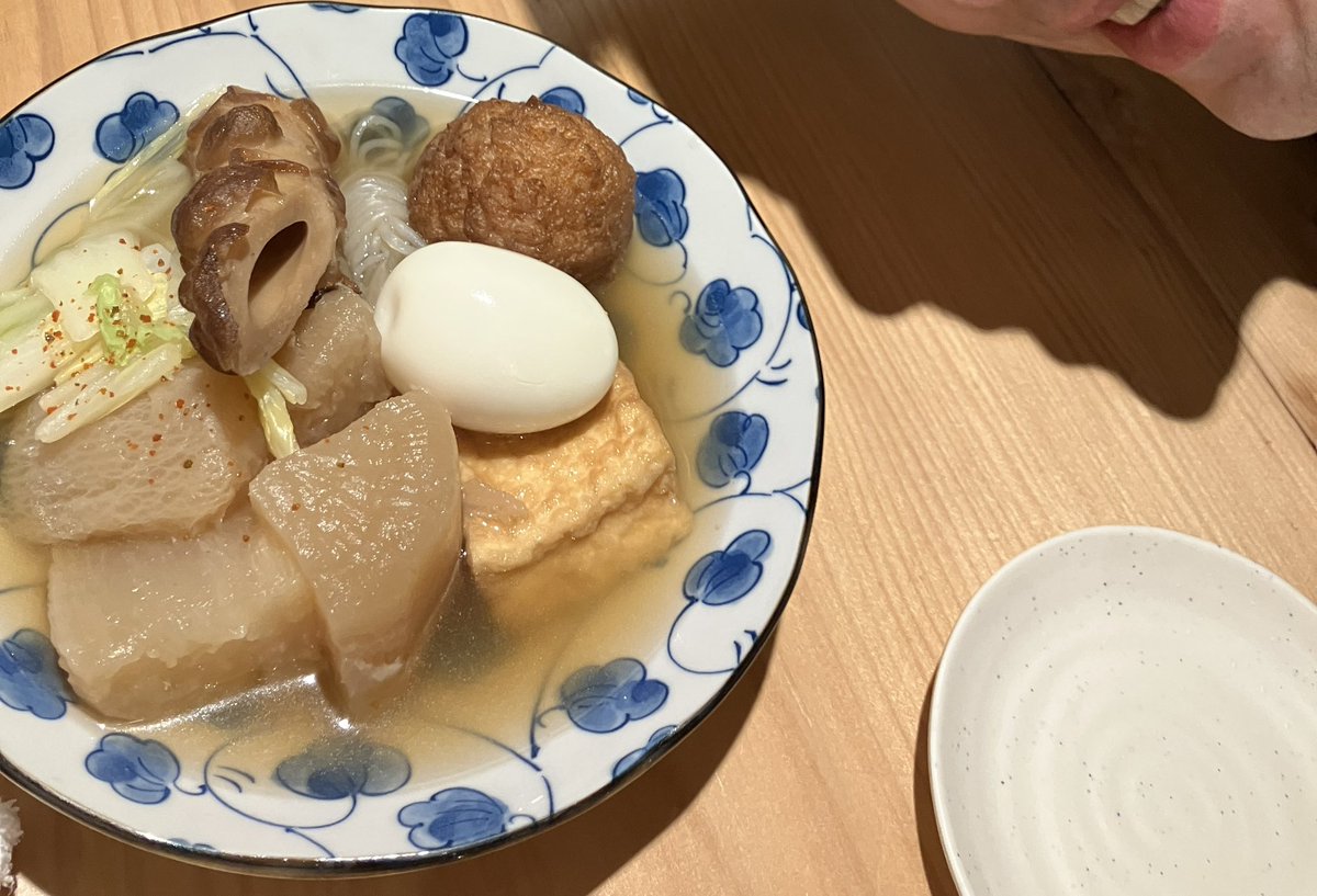大塚愛コピバン「桜桃缶(cherry can)」打ち上げでした🍒🍢
この前のが最初で最後のライブの予定だったのですが...
楽しすぎるので、またライブしたい！させてください！蒔かせてください！（？）
ということで乞うご期待です(*'▽'*)⤴︎⤴︎