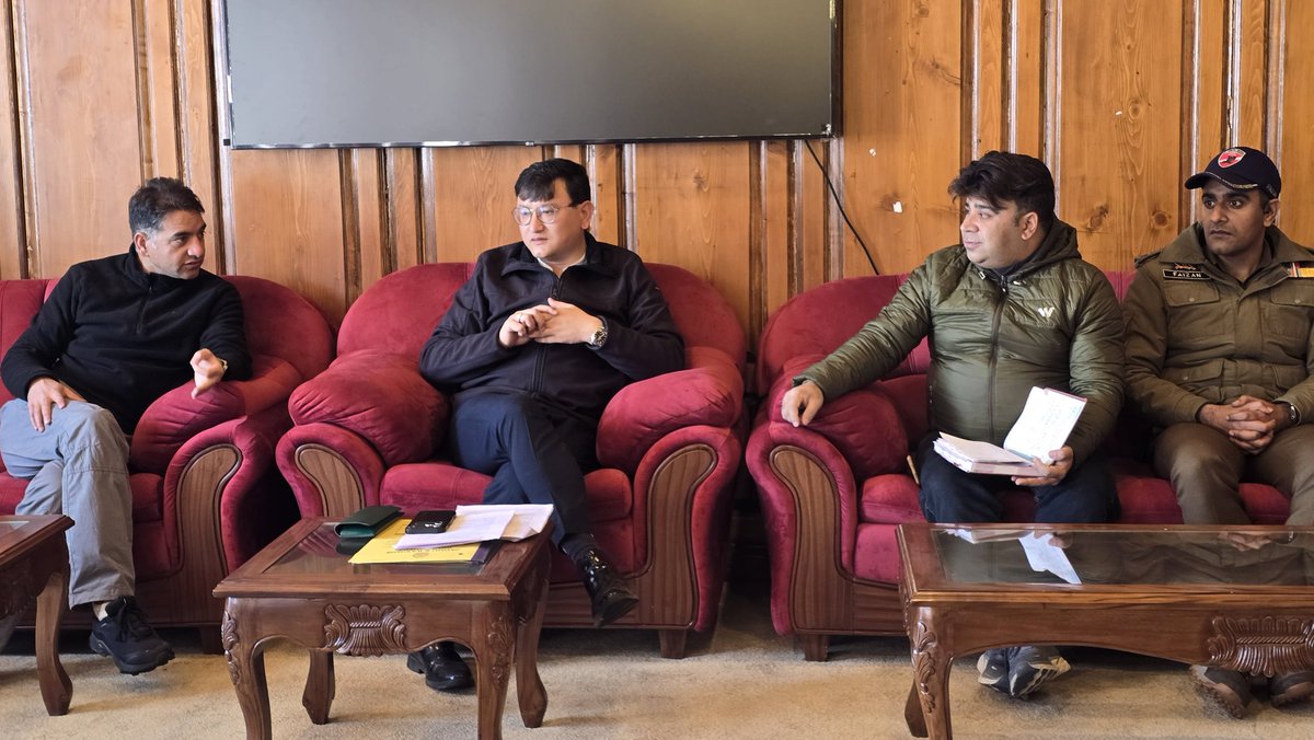 Deputy Commissioner Baramulla tweet media